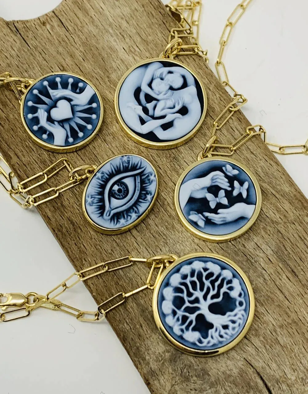 Phillia (Friendship) Love Token
