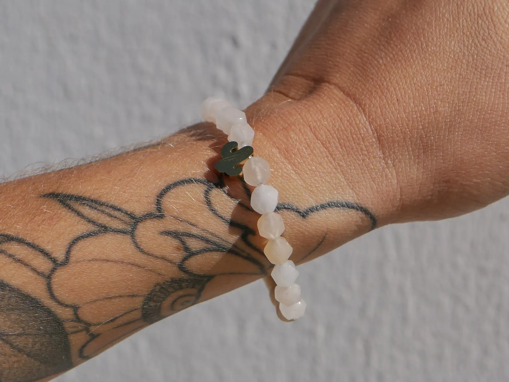 PINKY DESERT DIFFUSER BRACELET