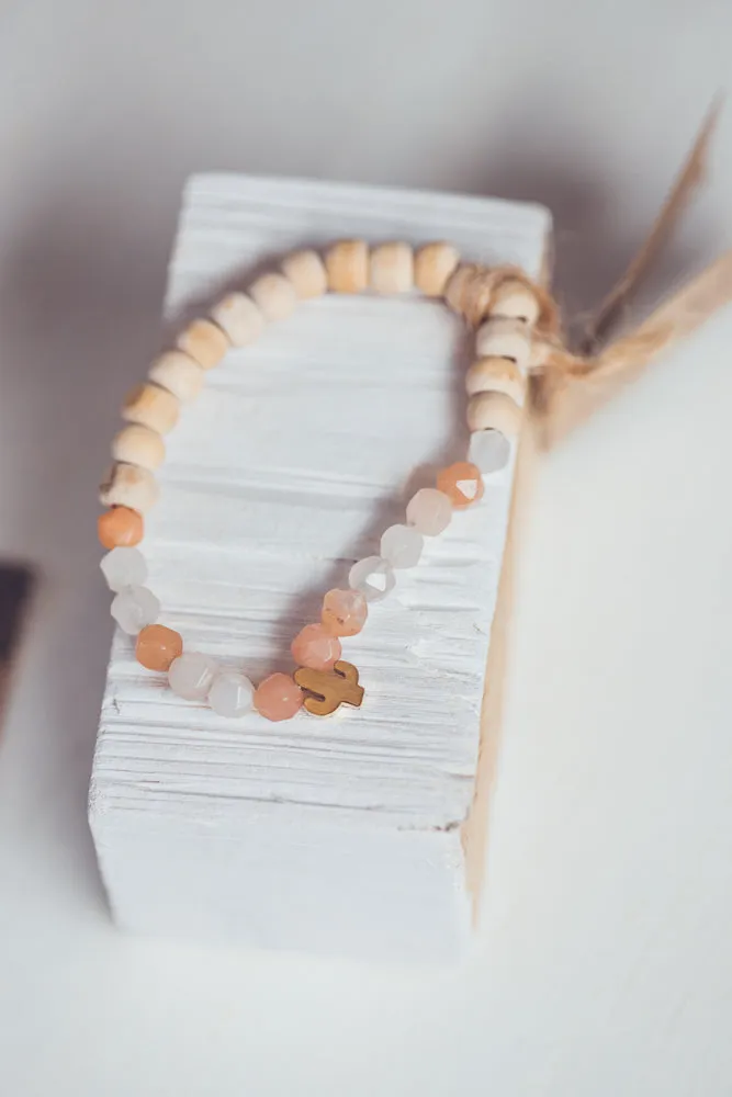 PINKY DESERT DIFFUSER BRACELET