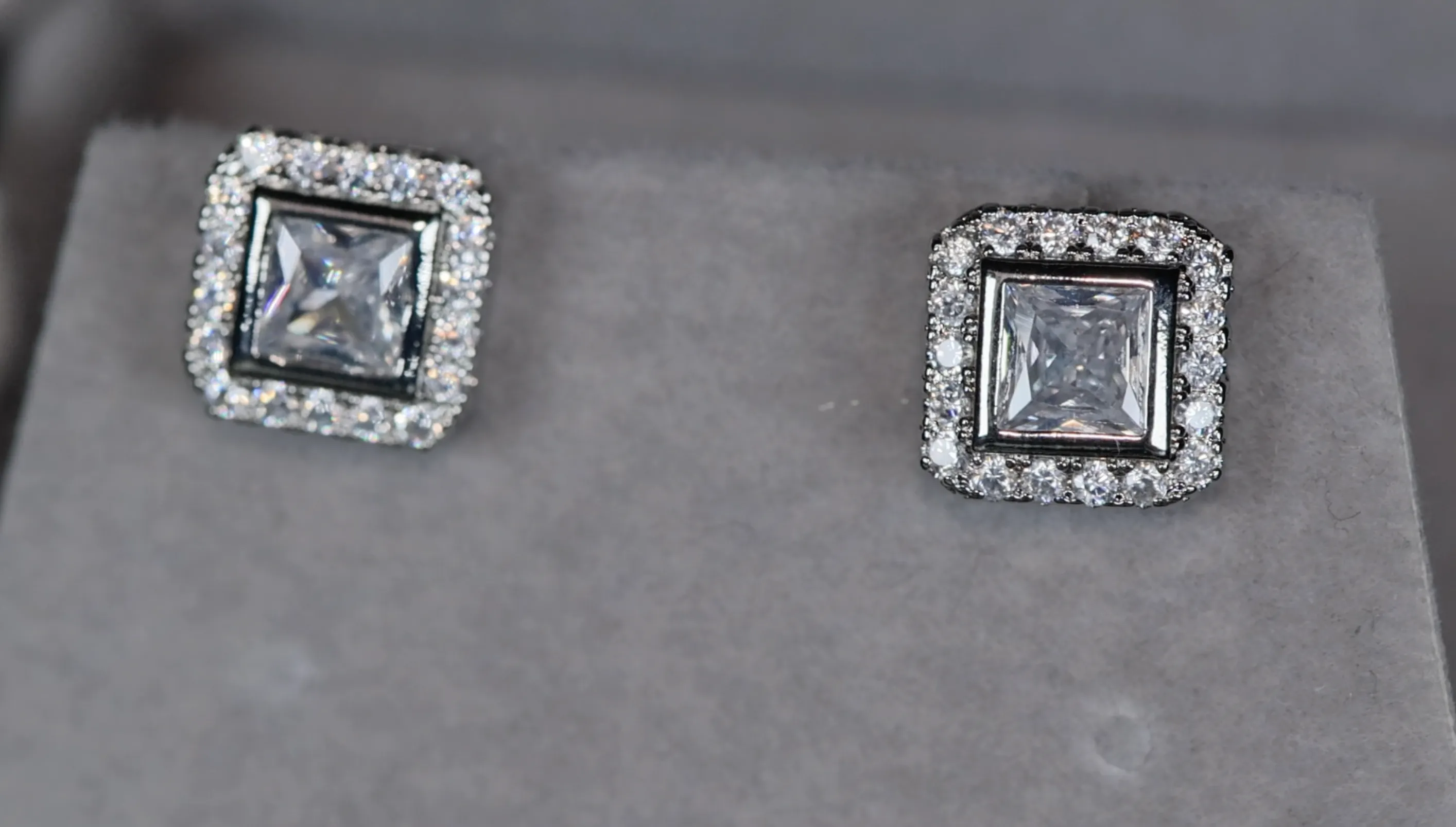 Princess Cut Diamond Ear Studs | Womens Stud Earrings | Mens Diamond Ear Studs