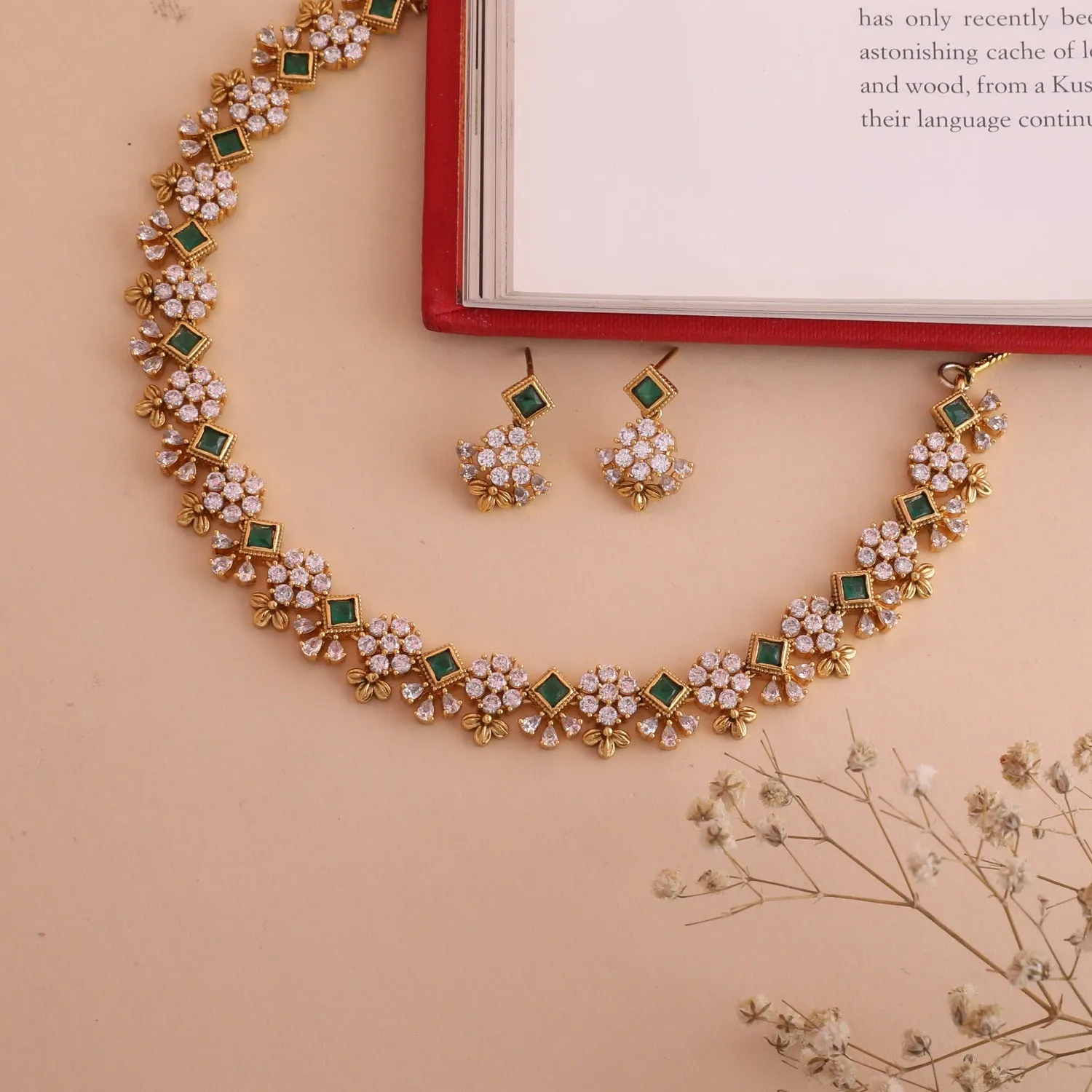 Risay Antique Necklace Set