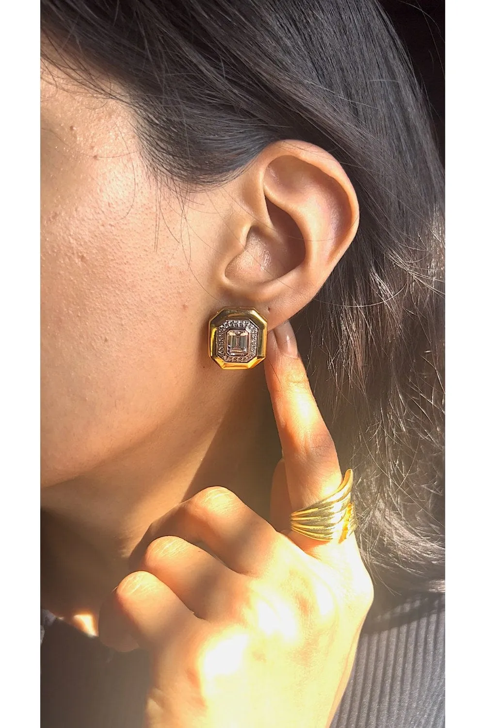 Solara Gleam Earrings