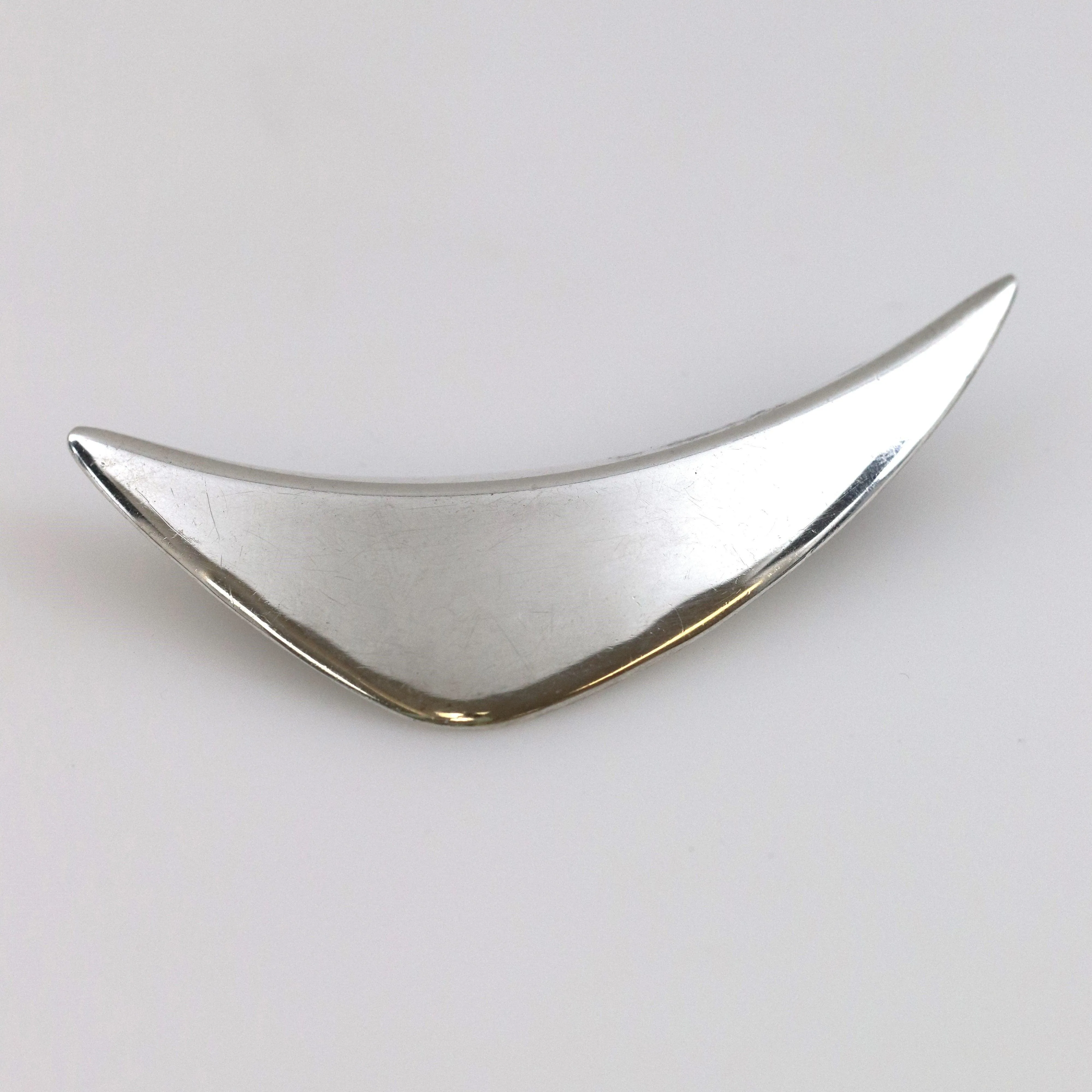 SOLD OUT: Vintage Aarre & Krogh Danish Jewelry | Abstract Swoosh Brooch