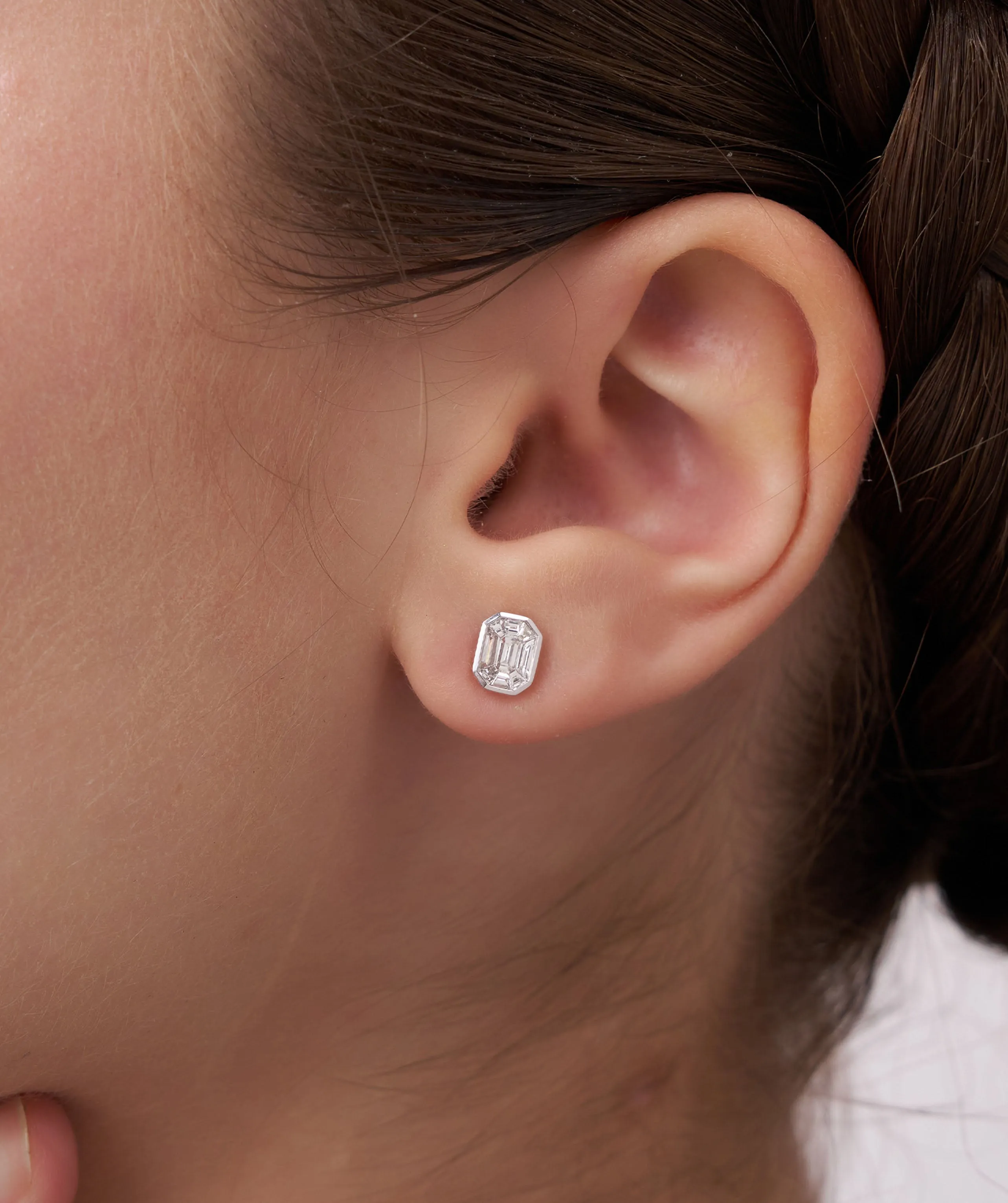 Sophisticated Emerald-Style Studs