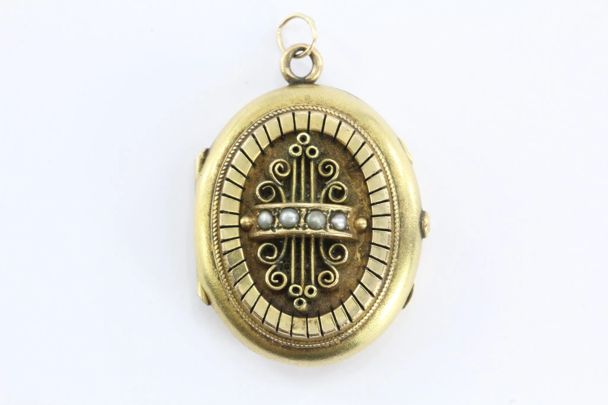 Victorian Antique 18k Solid Yellow Gold Seed Pearl Locket