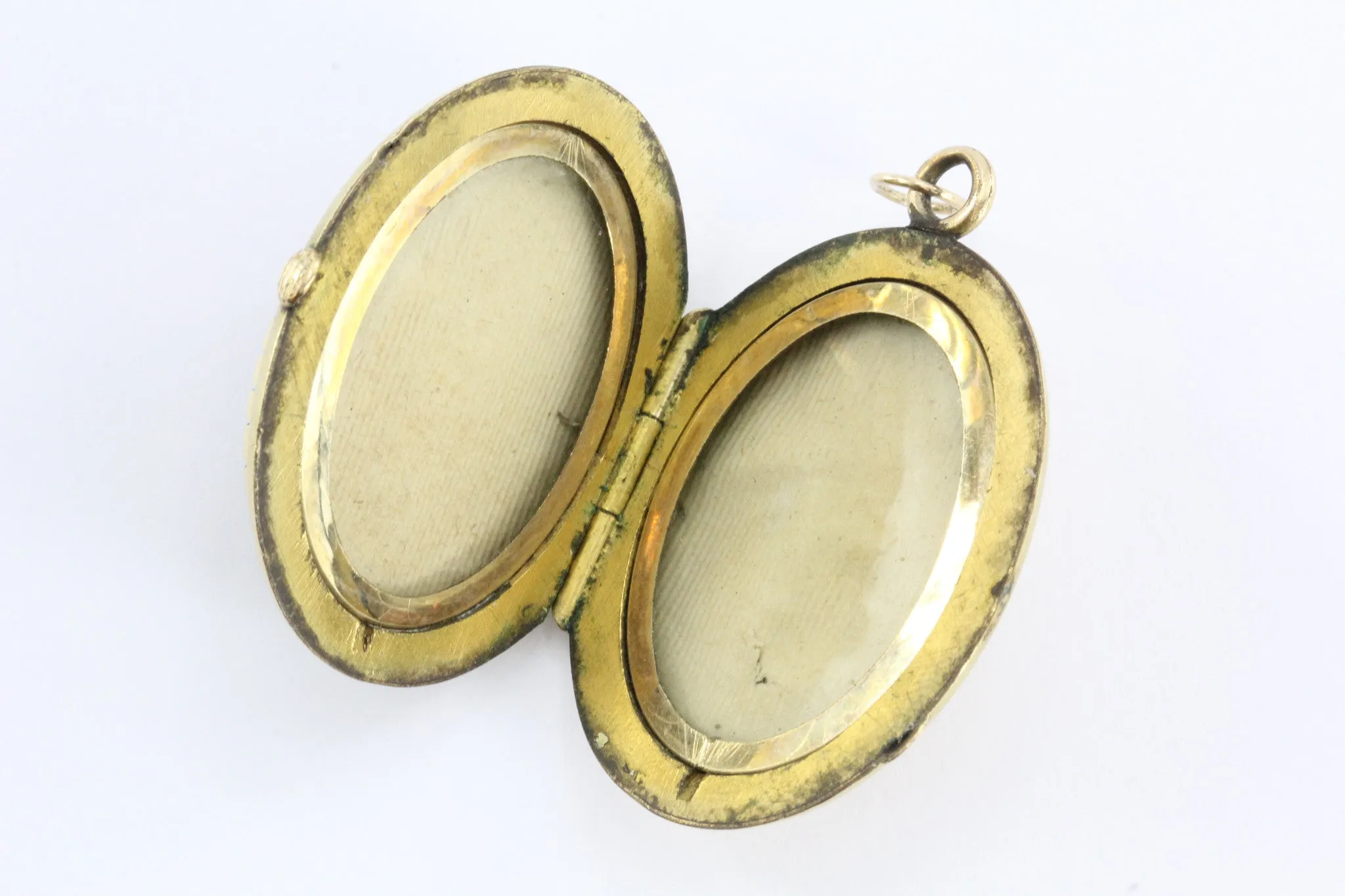 Victorian Antique 18k Solid Yellow Gold Seed Pearl Locket