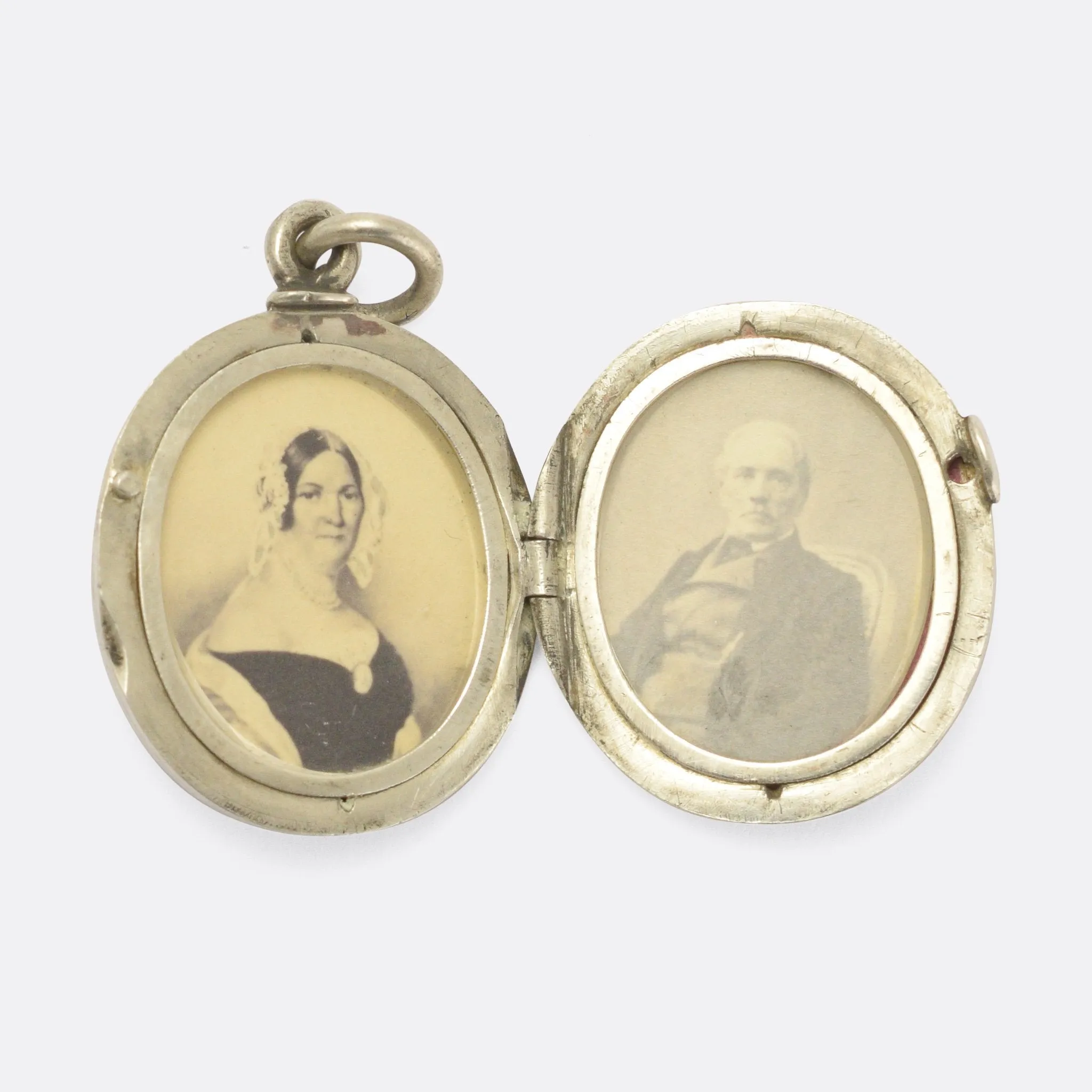 Victorian Mother & Father Locket