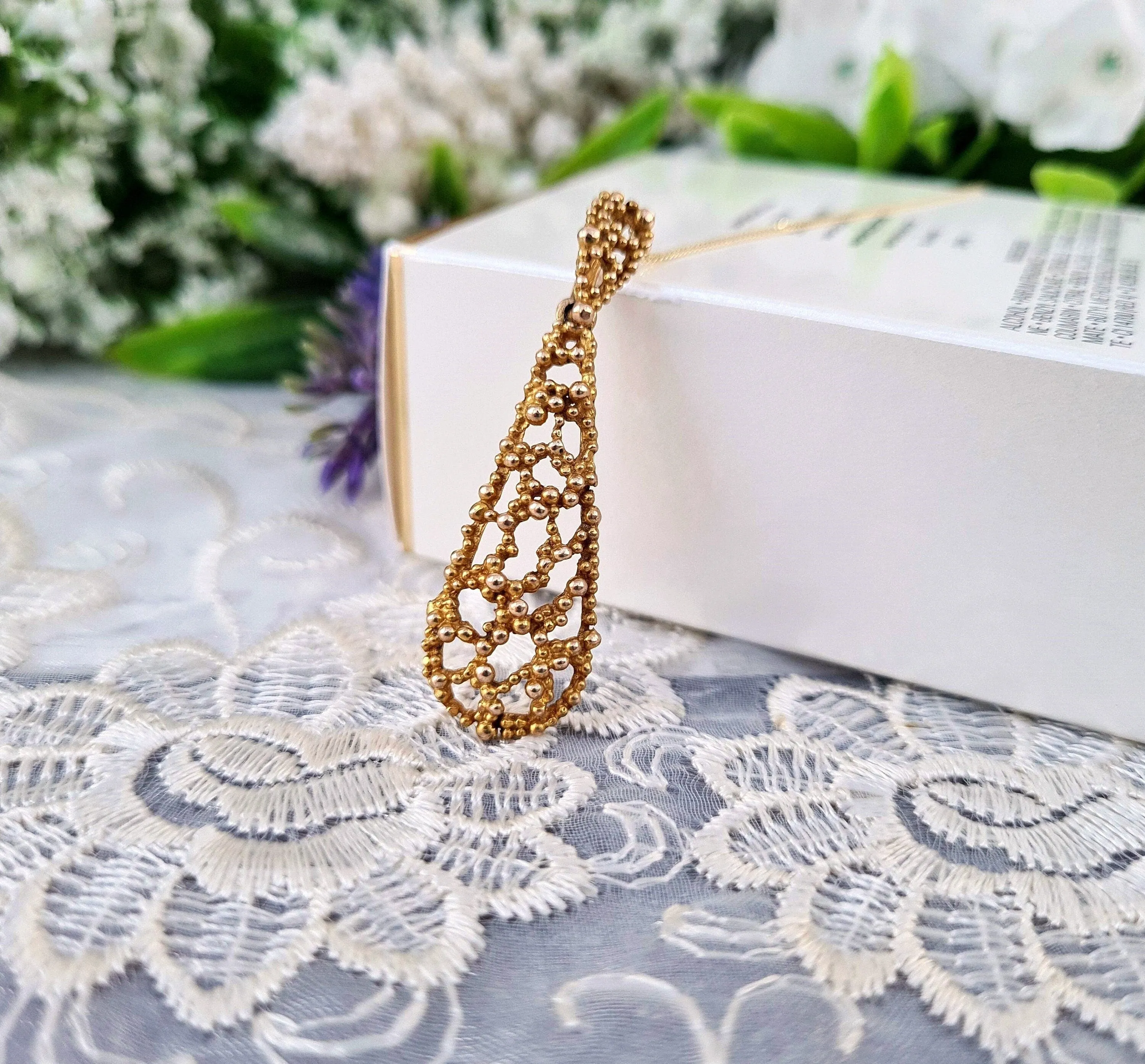 Vintage 9ct Yellow Gold Brutalist Style Abstract Pendant Necklace