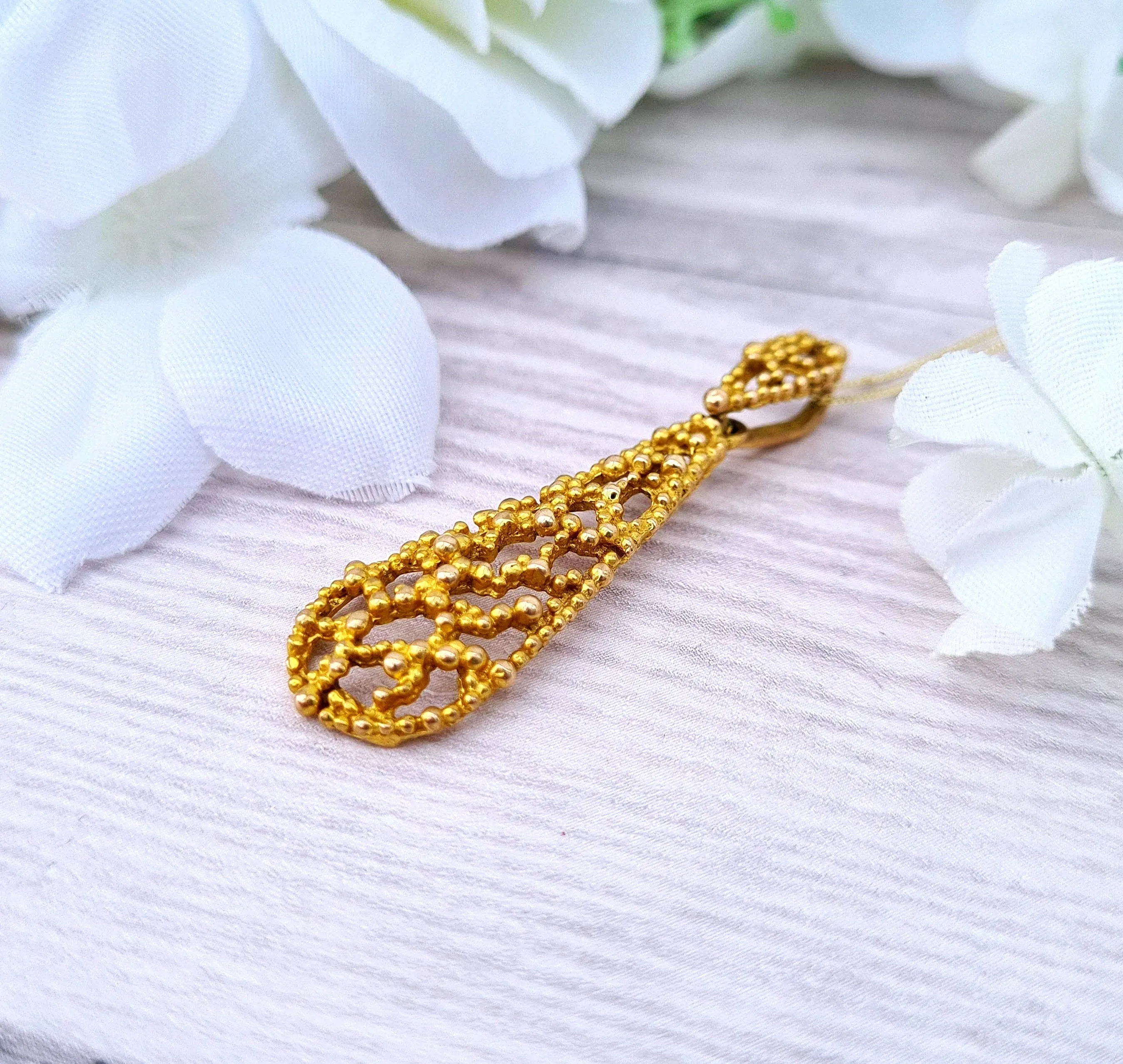 Vintage 9ct Yellow Gold Brutalist Style Abstract Pendant Necklace