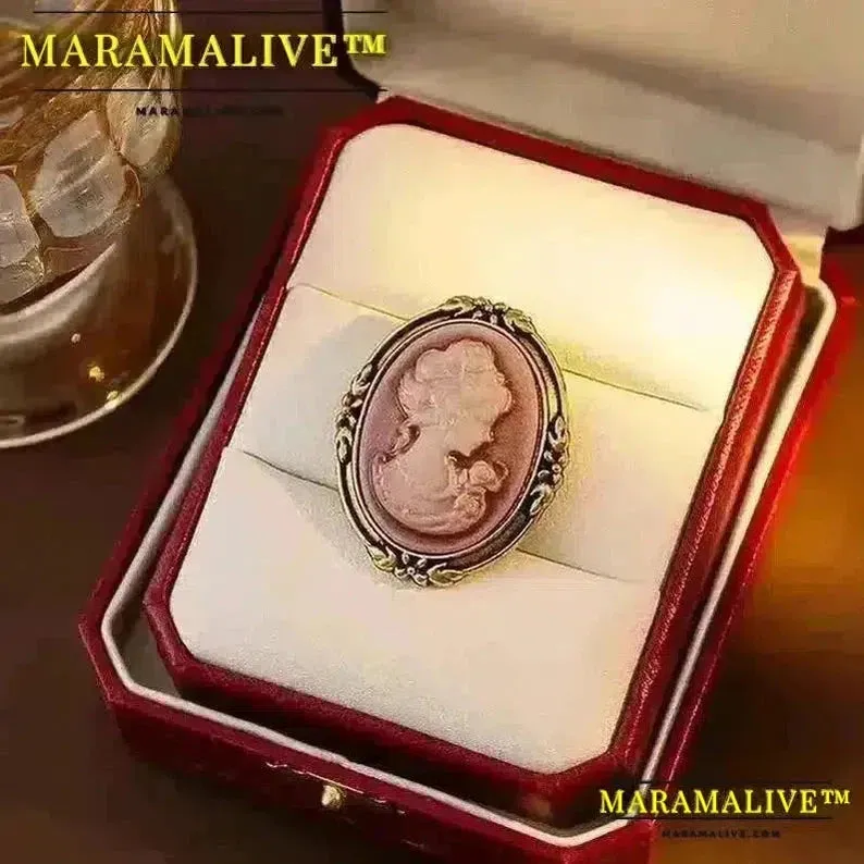 Vintage Cameo Elegant Queen Head Portrait Brooch For Women Antique Wedding Bridal Bouquet Clothing Jewelry 2X001