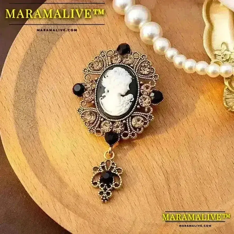 Vintage Cameo Elegant Queen Head Portrait Brooch For Women Antique Wedding Bridal Bouquet Clothing Jewelry 2X001