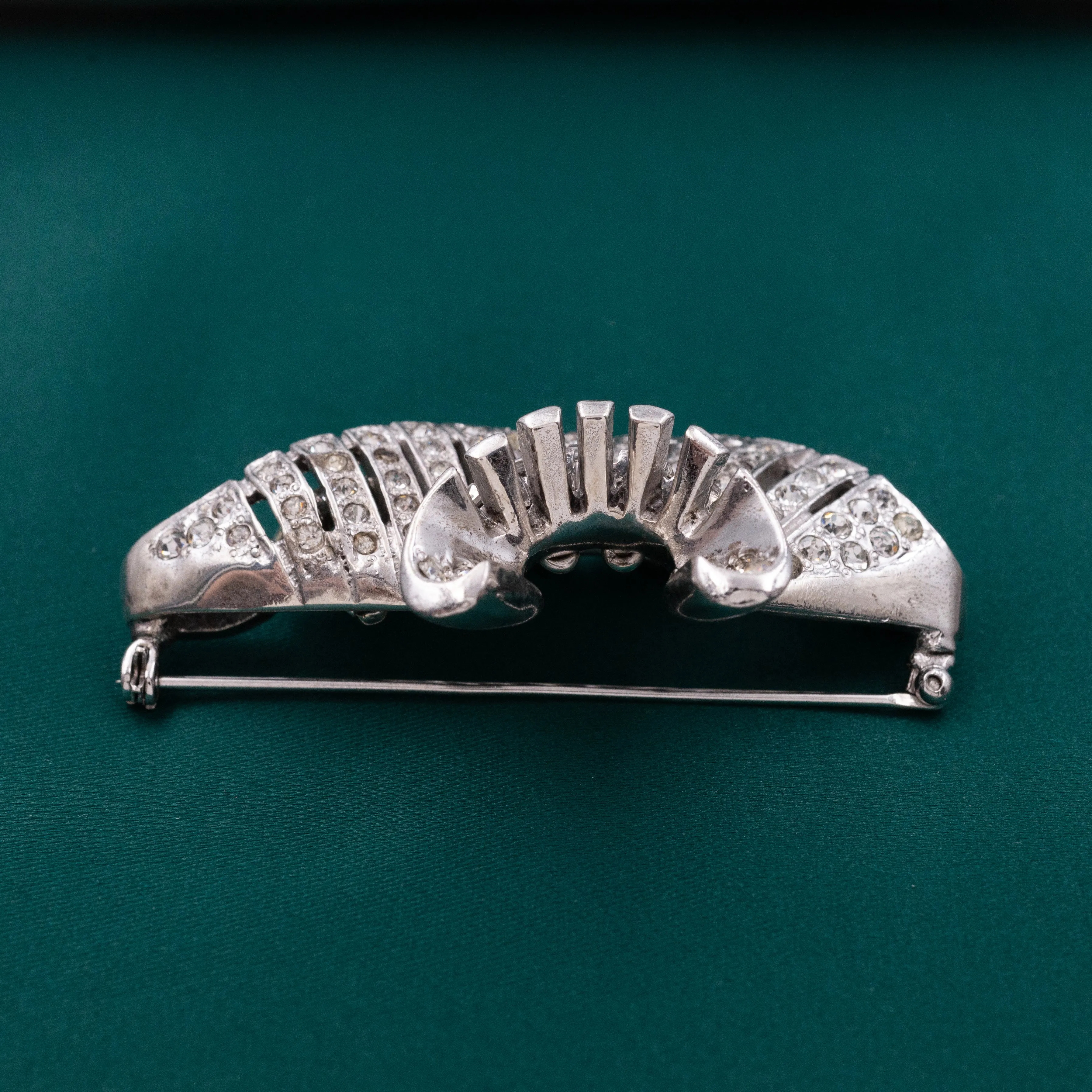 Whimsical Eisenberg Brooch C. 1940s
