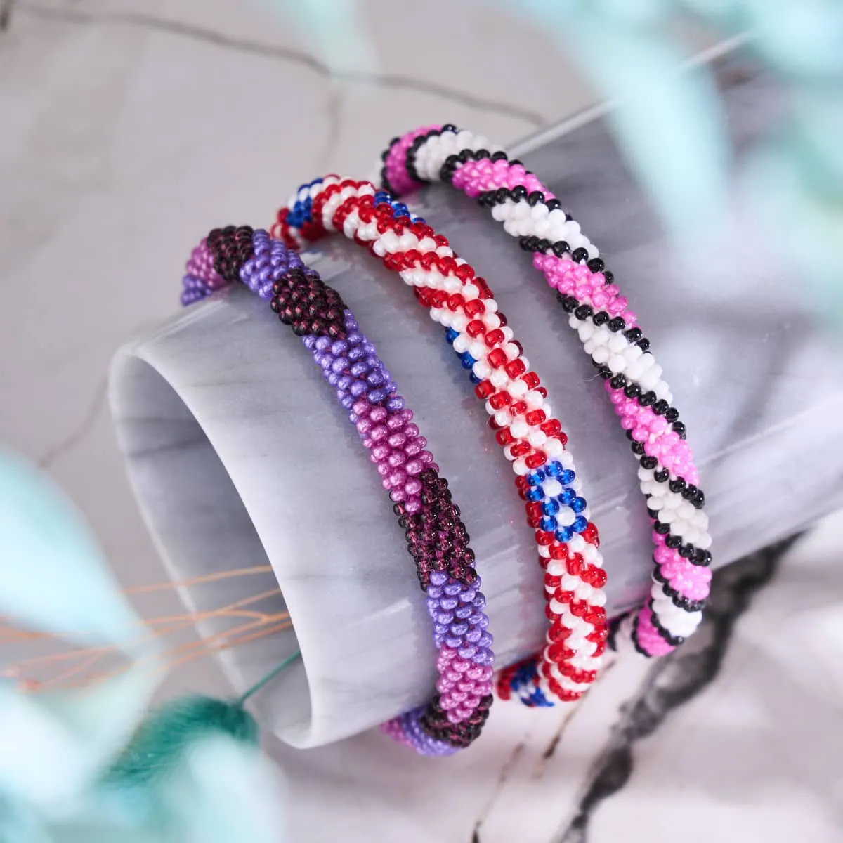 Wild Berry | Himalayan Glass Bead Bracelet