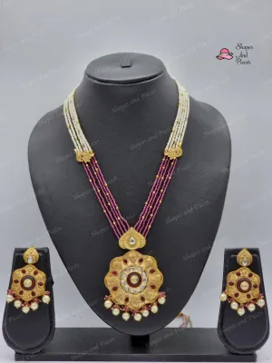 Zyan Necklace