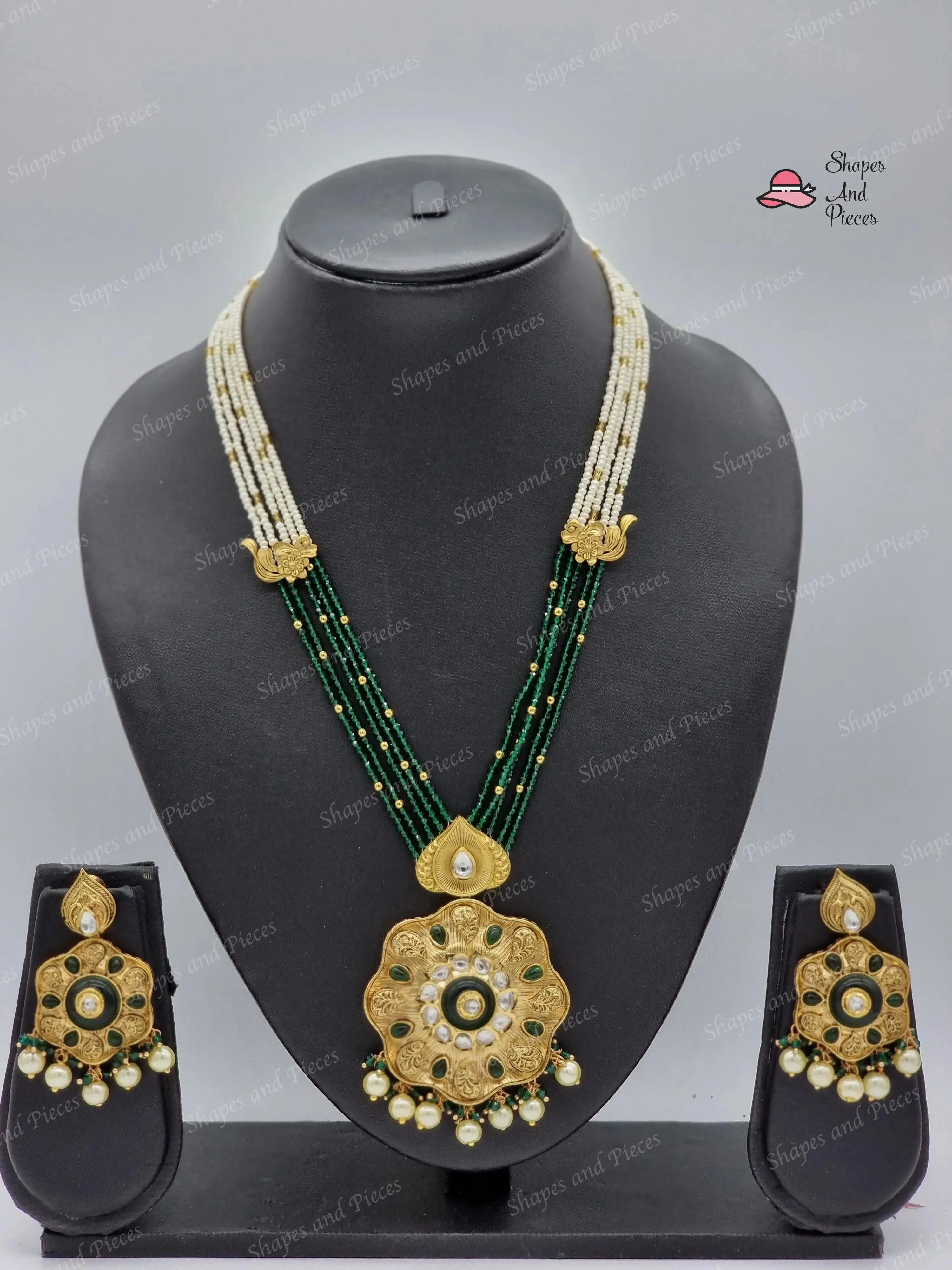 Zyan Necklace
