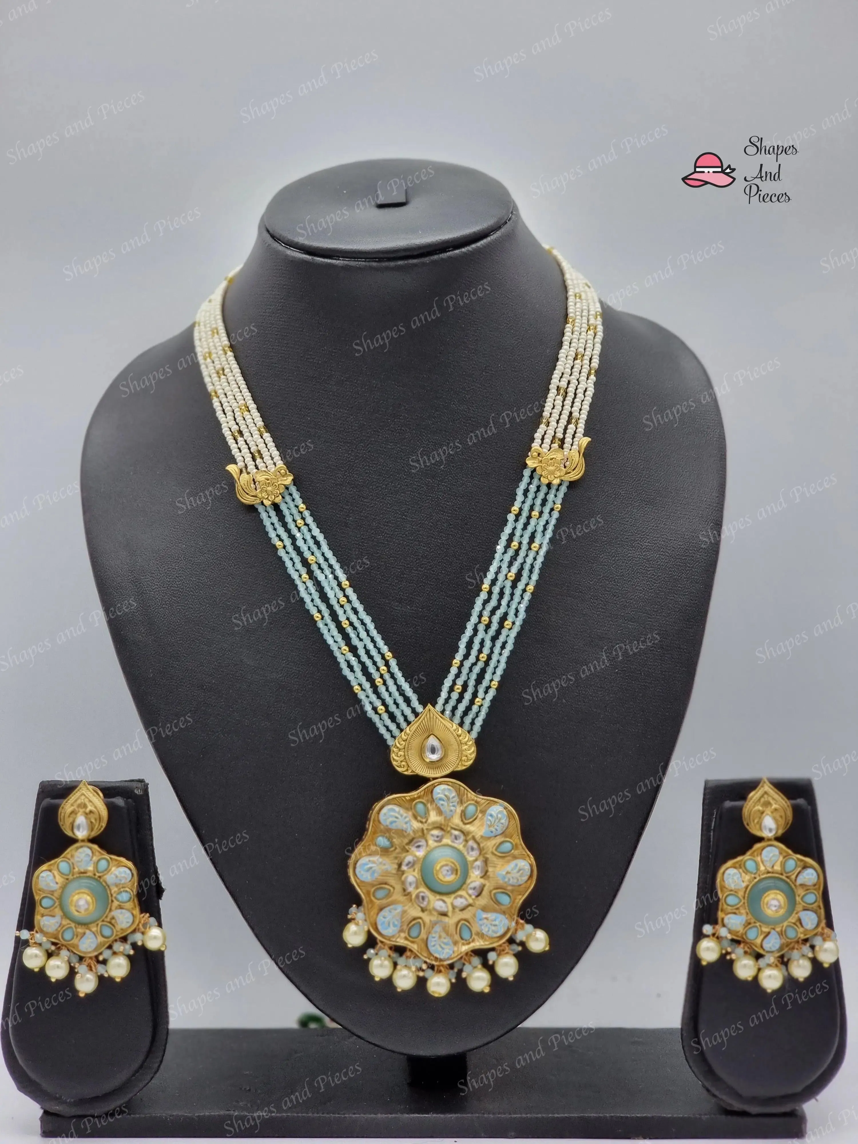 Zyan Necklace
